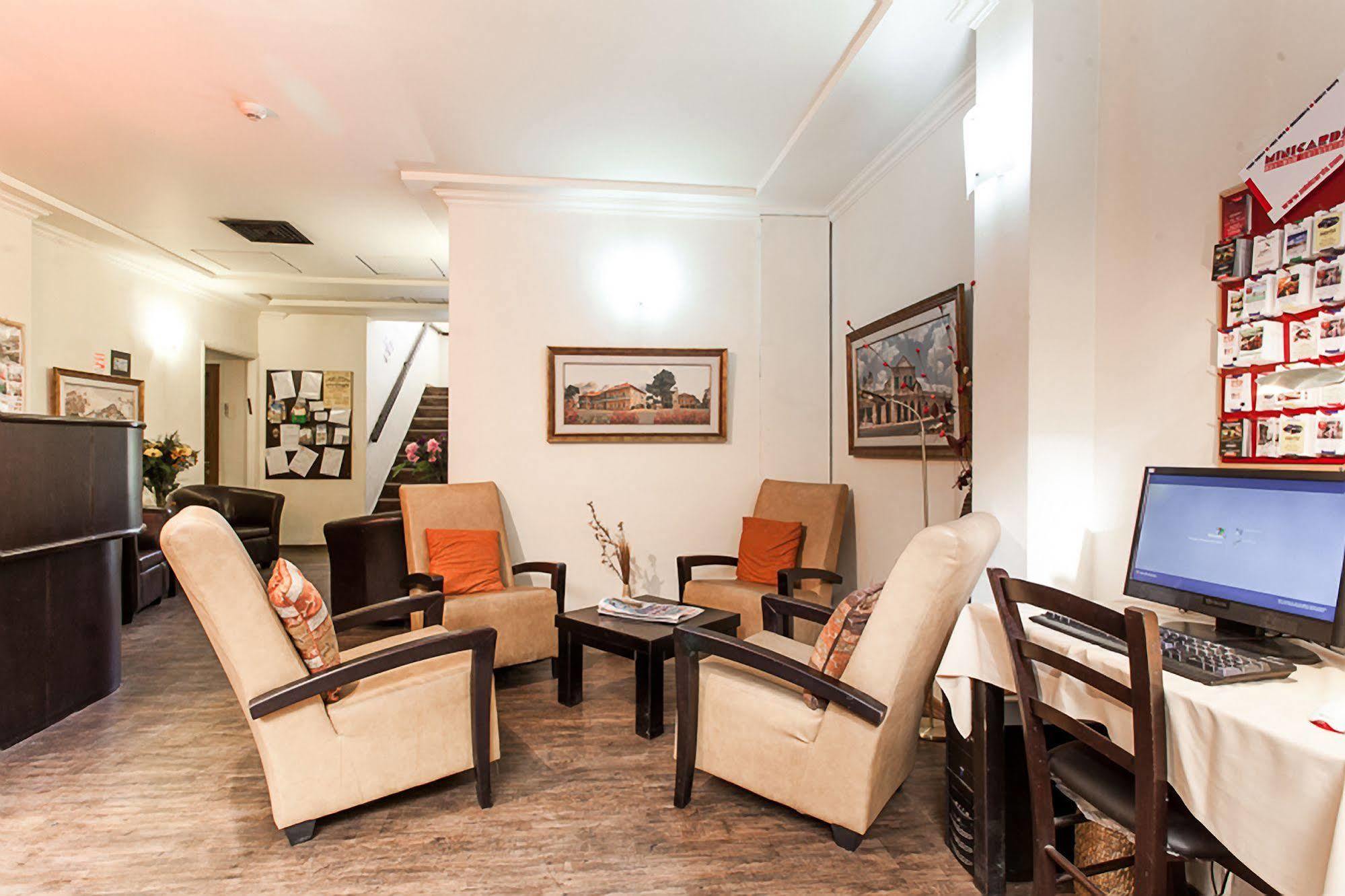 A Little House In Rechavia Hotel Jerusalem Exterior photo